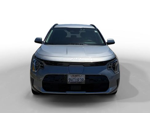 Used 2023 Kia Niro Wind FWD image 8