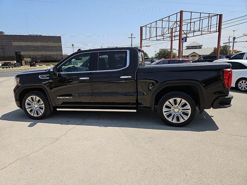 Used 2022 GMC Sierra 1500 Denali w/ Denali Premium Package AWD/4WD image 3