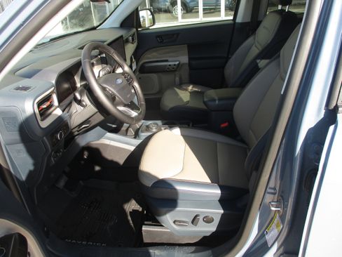 New 2026 Ford Maverick Lariat w/ 4K Tow Package image 4