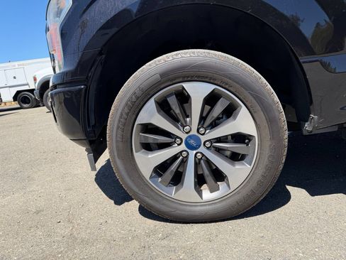 Used 2020 Ford F150 XL w/ Equipment Group 101A Mid AWD/4WD image 9