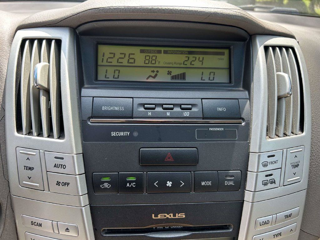 Used 2006 Lexus RX 330 AWD w/ Premium Plus Pkg image 16