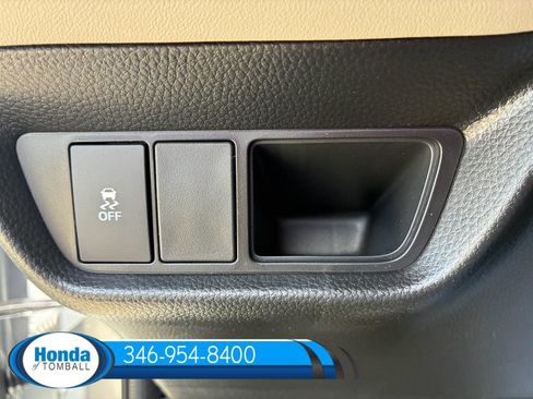 New 2026 Honda HR-V LX image 9