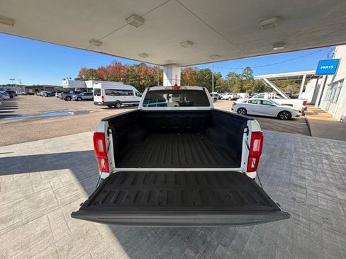 Used 2021 Ford Ranger XLT w/ Equipment Group 302A High image 9
