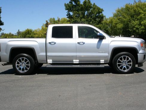 Used 2014 GMC Sierra 1500 Denali AWD/4WD image 4