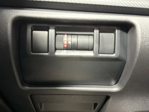 Certified 2025 Subaru Crosstrek 2.5i Limited w/ Crosstrek Mirror Package image 26