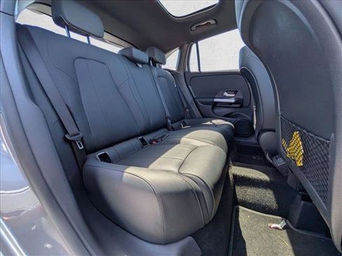 Used 2023 Mercedes-Benz GLA 250 image 19