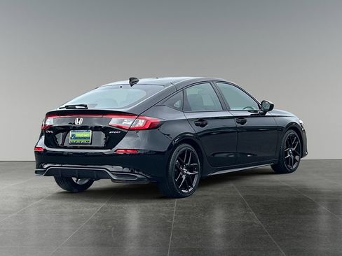 Used 2024 Honda Civic Sport image 10