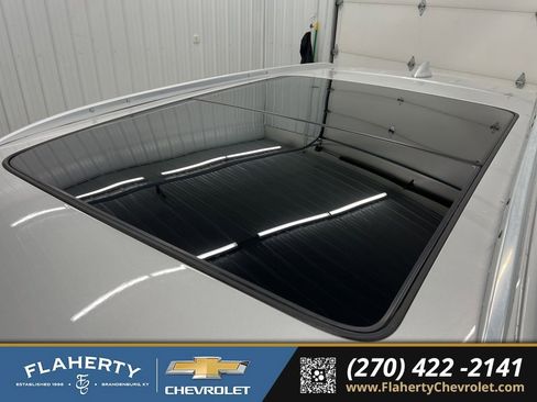 Used 2017 Cadillac XT5 Luxury image 39