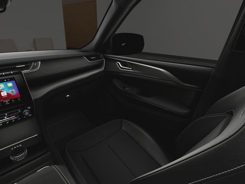 New 2025 Jeep Grand Cherokee Altitude image 29