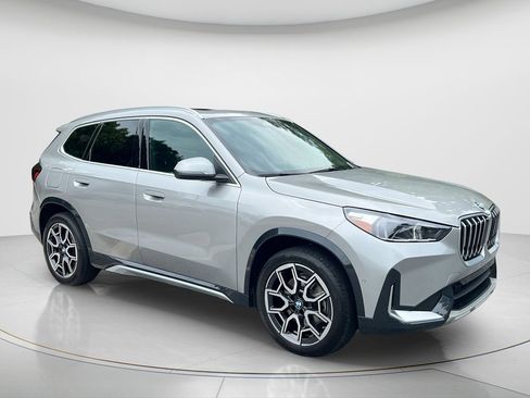Certified 2026 BMW X1 xDrive28i w/ Convenience Package AWD/4WD image 3