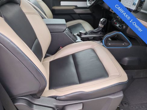 Used 2023 Ford Bronco Wildtrak image 24