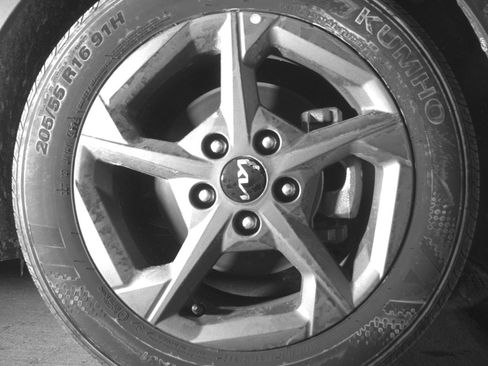 Used 2025 Kia K4 FWD image 13