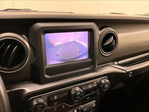 Used 2021 Jeep Wrangler Unlimited Sport image 20