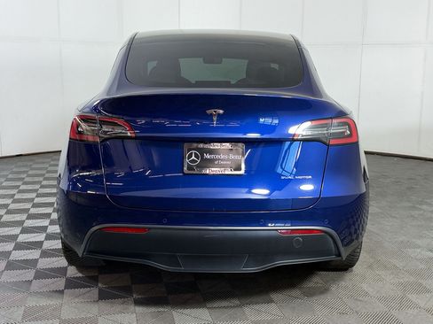 Used 2021 Tesla Model Y Long Range AWD/4WD image 10