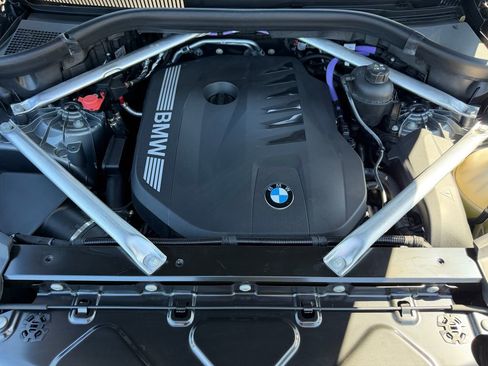 Used 2024 BMW X5 xDrive40i w/ Parking Assistance Package AWD/4WD image 27