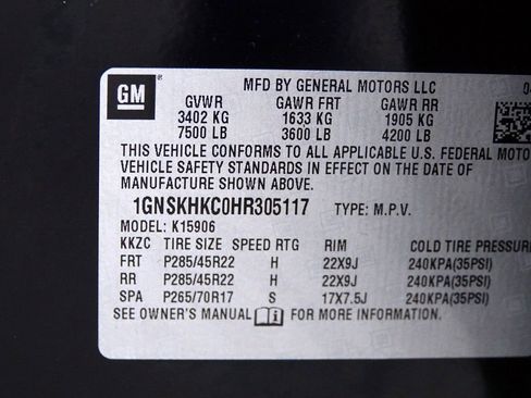 Used 2017 Chevrolet Suburban LT image 42