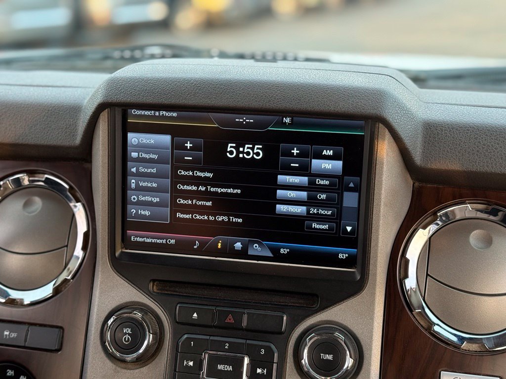 Used 2016 Ford F350 Lariat w/ Lariat Ultimate Package AWD/4WD image 19