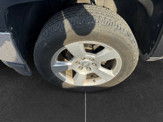Used 2018 Chevrolet Silverado 1500 LT w/ Texas Edition RWD image 9