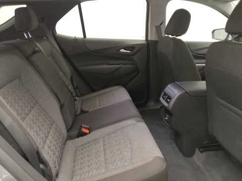 Used 2024 Chevrolet Equinox LT FWD image 19