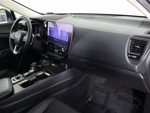 Certified 2022 Lexus NX 450h+ AWD image 9