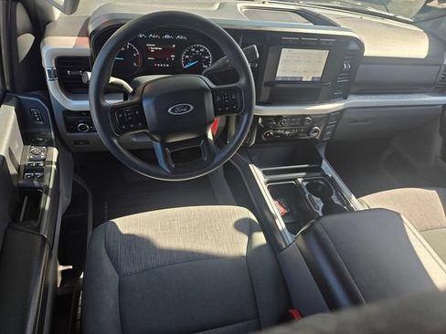Used 2024 Ford F250 XLT w/ FX4 Off-Road Package AWD/4WD image 13