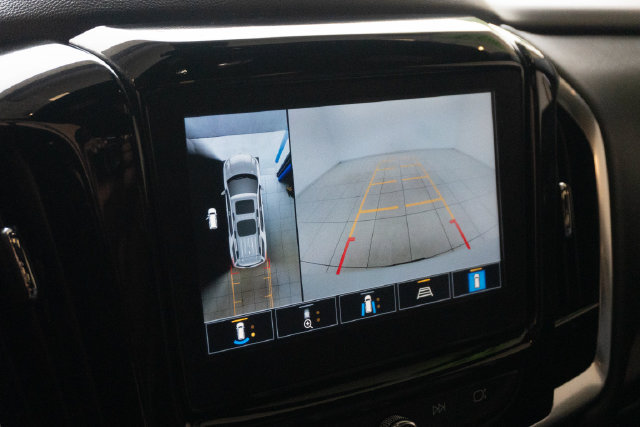 Used 2023 Chevrolet Traverse RS w/ LPO, Floor Liner Package AWD/4WD image 38