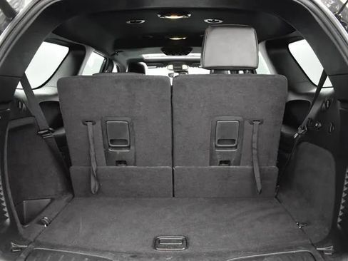 Used 2024 Dodge Durango GT AWD/4WD image 16