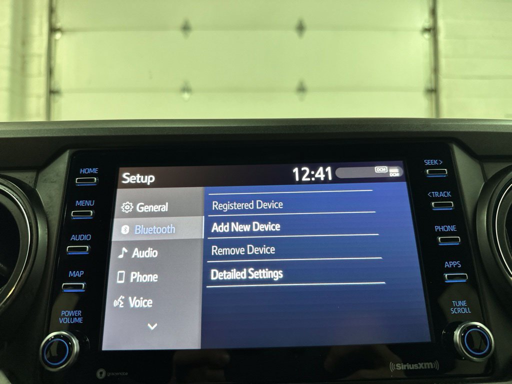 Used 2020 Toyota Tacoma TRD Sport AWD/4WD image 30