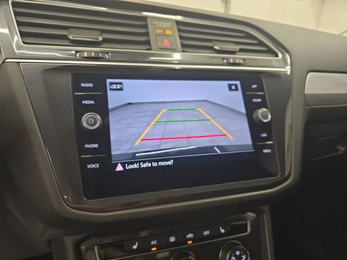 Used 2024 Volkswagen Tiguan S FWD image 21