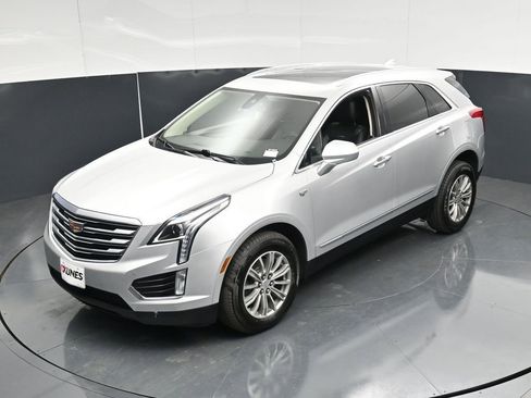 Used 2018 Cadillac XT5 Luxury w/ Driver Awareness Package AWD/4WD image 47