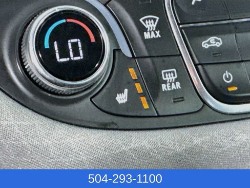 Used 2025 Chevrolet Malibu LT FWD image 21