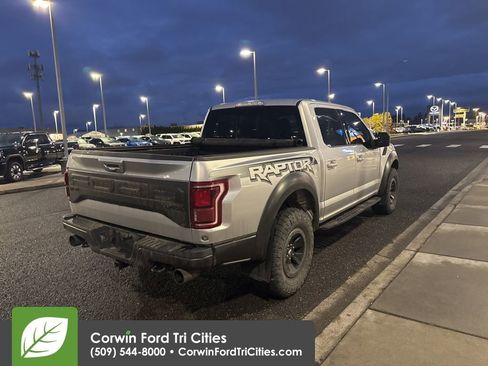 Used 2018 Ford F150 Raptor w/ Equipment Group 802A Luxury image 8