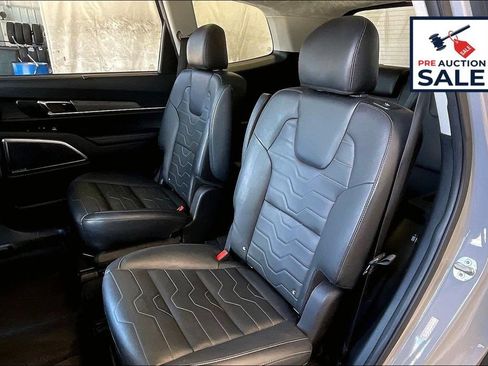 Used 2022 Kia Telluride SX w/ SX Prestige Package AWD/4WD image 25