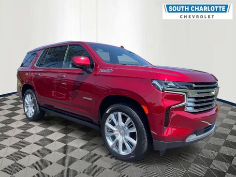 Used 2021 Chevrolet Tahoe High Country w/ Premium Package AWD/4WD image 3