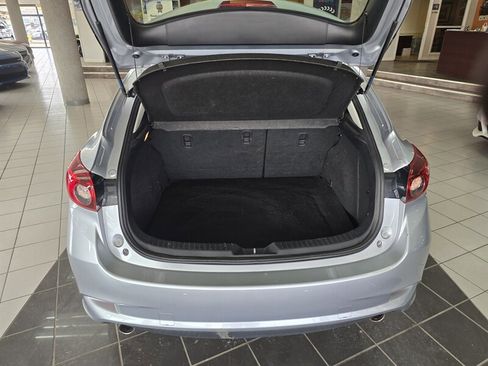 Used 2017 MAZDA MAZDA3 Sport image 31