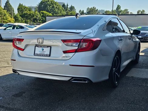Used 2021 Honda Accord Sport image 5