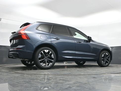 New 2026 Volvo XC60 B5 Plus w/ Climate Package AWD/4WD image 35