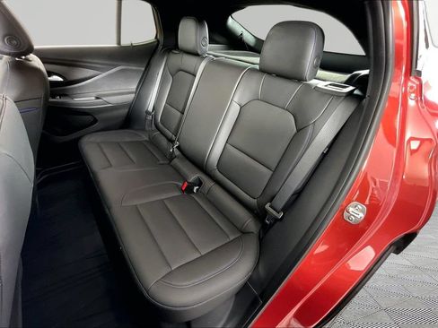 Certified 2024 Buick Envista Sport Touring w/ Convenience I Package FWD image 21