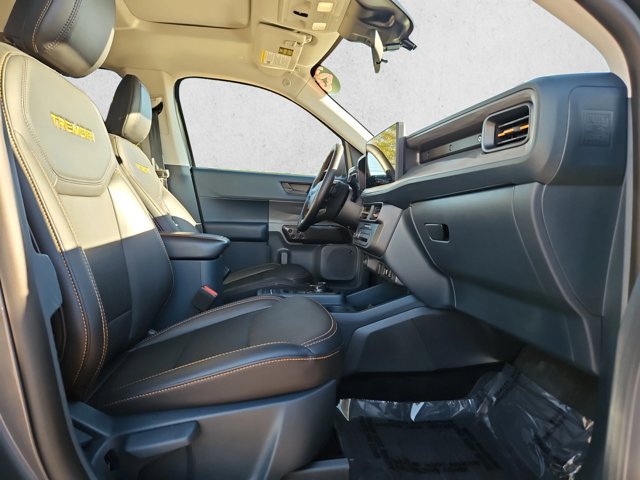 Used 2025 Ford Maverick Tremor AWD/4WD image 23