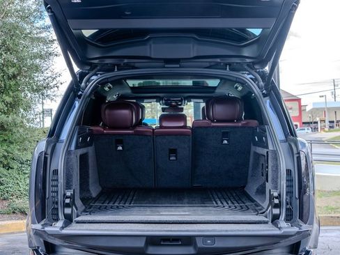 Used 2024 Land Rover Range Rover Autobiography image 26