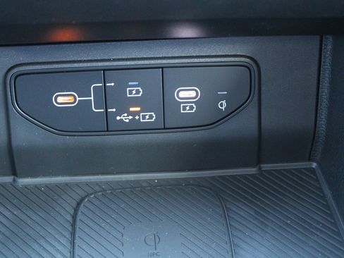 New 2026 Kia Sportage SX image 42