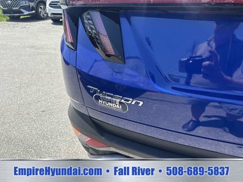 Used 2023 Hyundai Tucson Limited AWD/4WD image 5