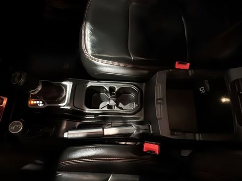 Used 2018 Jeep Wrangler Unlimited Rubicon w/ Dual Top Group image 19