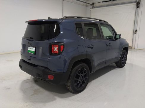 Used 2020 Jeep Renegade Altitude AWD/4WD image 9