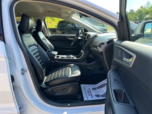 Used 2023 Ford Edge SEL image 28