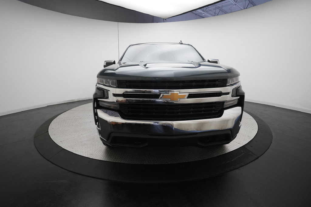Used 2022 Chevrolet Silverado 1500 LT AWD/4WD image 11