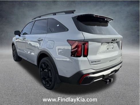 Certified 2025 Kia Sorento SX Prestige image 4