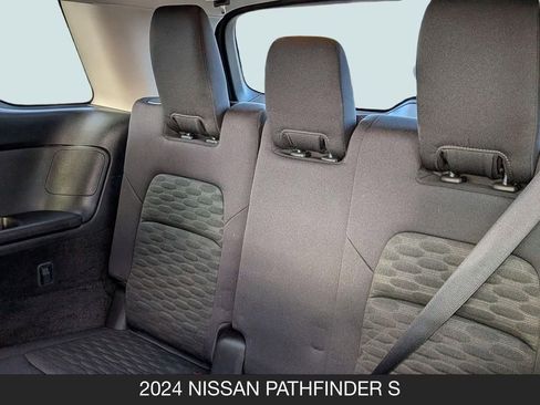 Certified 2024 Nissan Pathfinder S FWD image 26