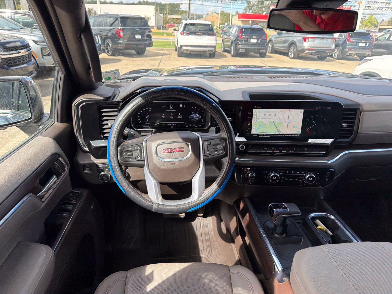 Used 2023 GMC Sierra 1500 SLT AWD/4WD image 11