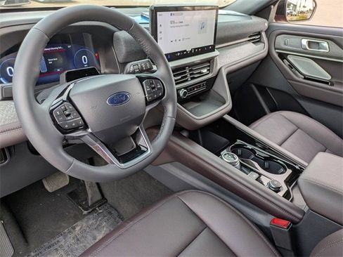 New 2026 Ford Explorer Platinum image 21